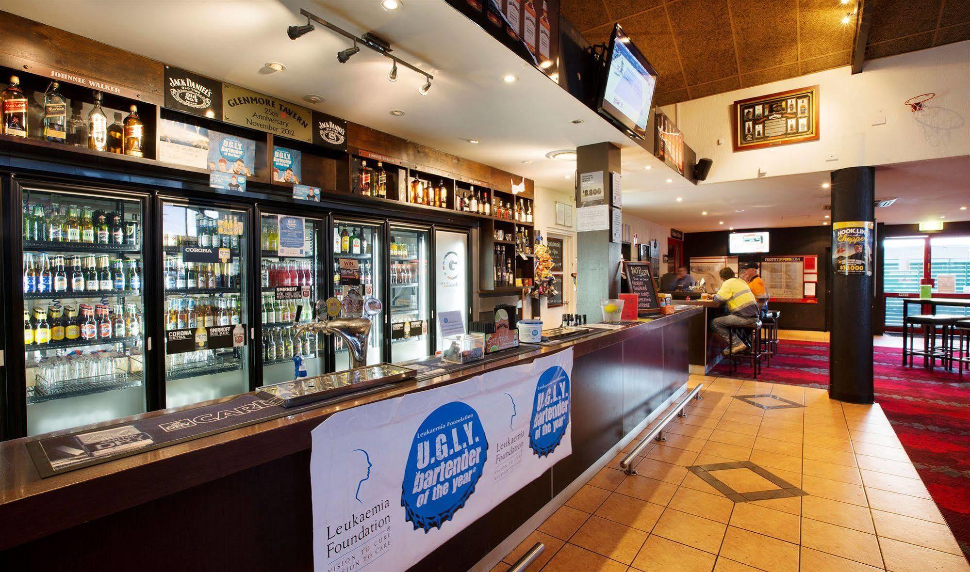 Glenmore Tavern 3*